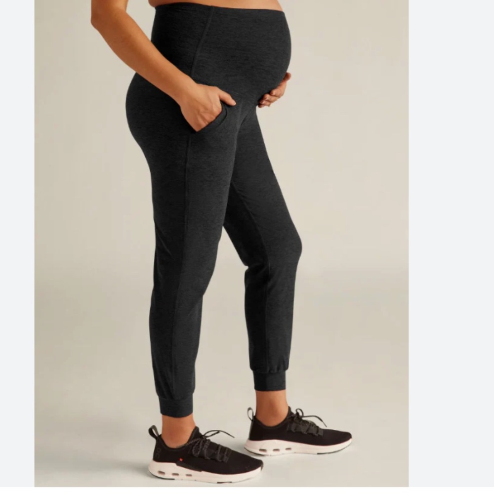 Beyond the Bump Maternity Jogger Pants - Charcoal Gray